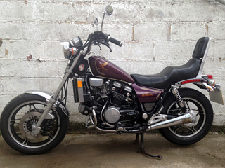 Honda Magna V45